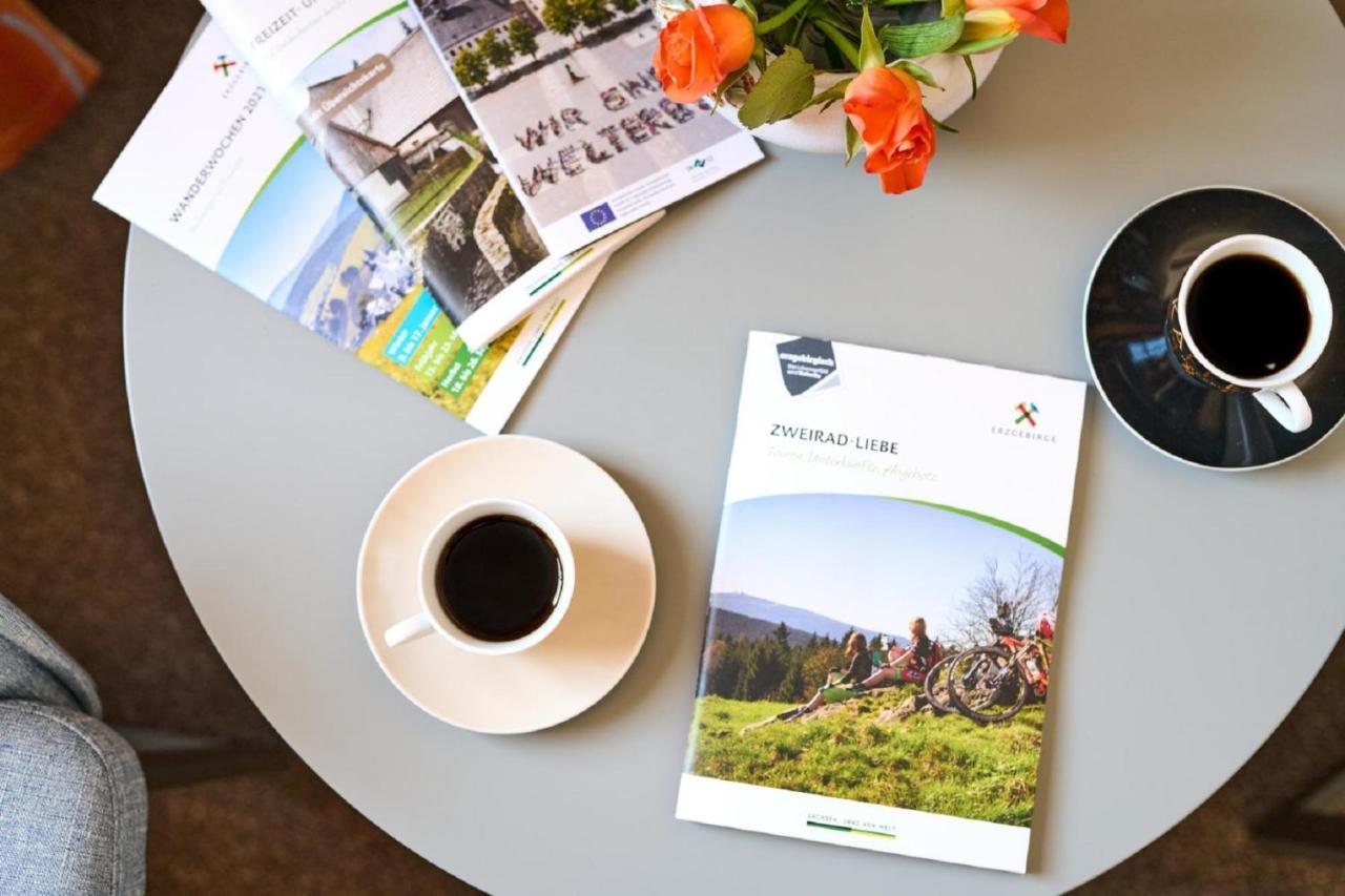 Pension Kleine Auszeit Аннаберг-Бухгольц Экстерьер фото